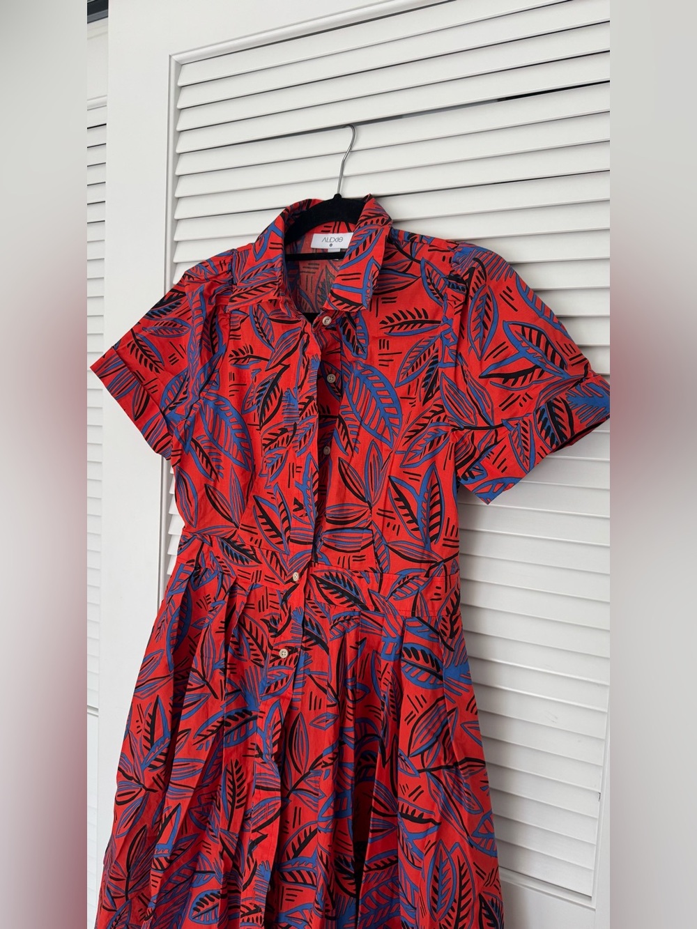 Alexis Red Leaf-Print Button-Up Maxi Puffer Dress